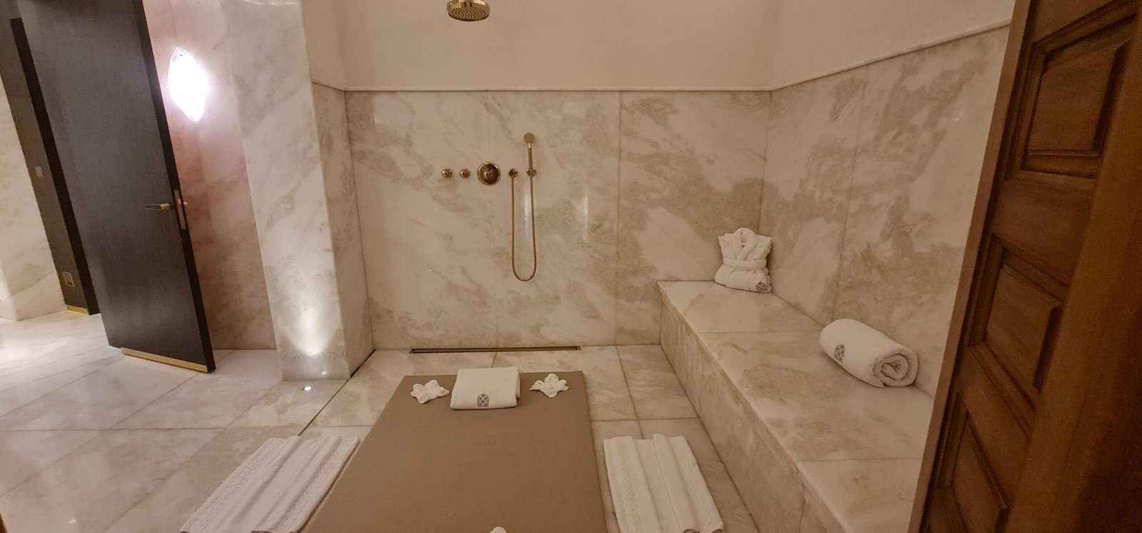 roya-mansour-casablanca-moroccan-hammam